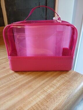 Bogg Bag NWT Barbie Pink Cosmetics/Toiletry Zip Up Carrying Case